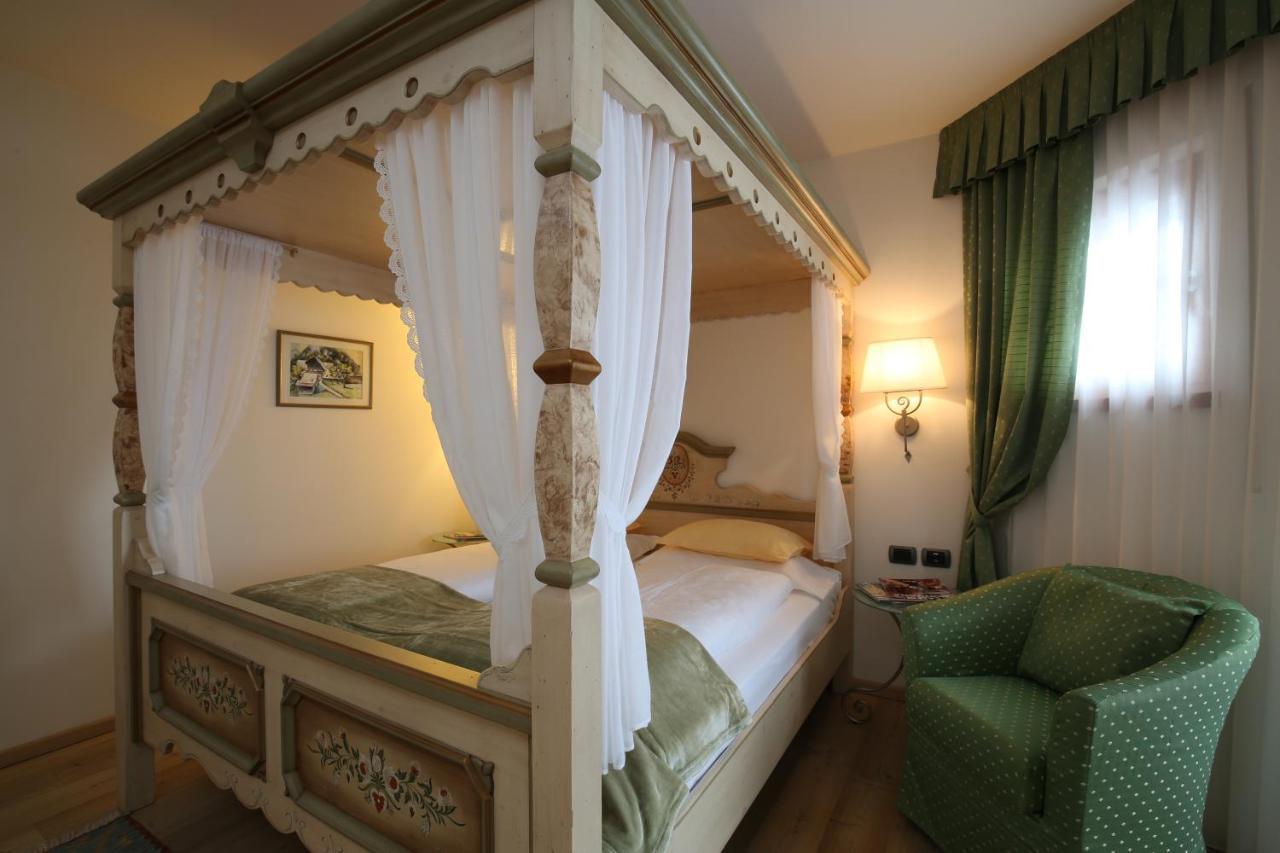 Hotel Mesdi Arabba Esterno foto