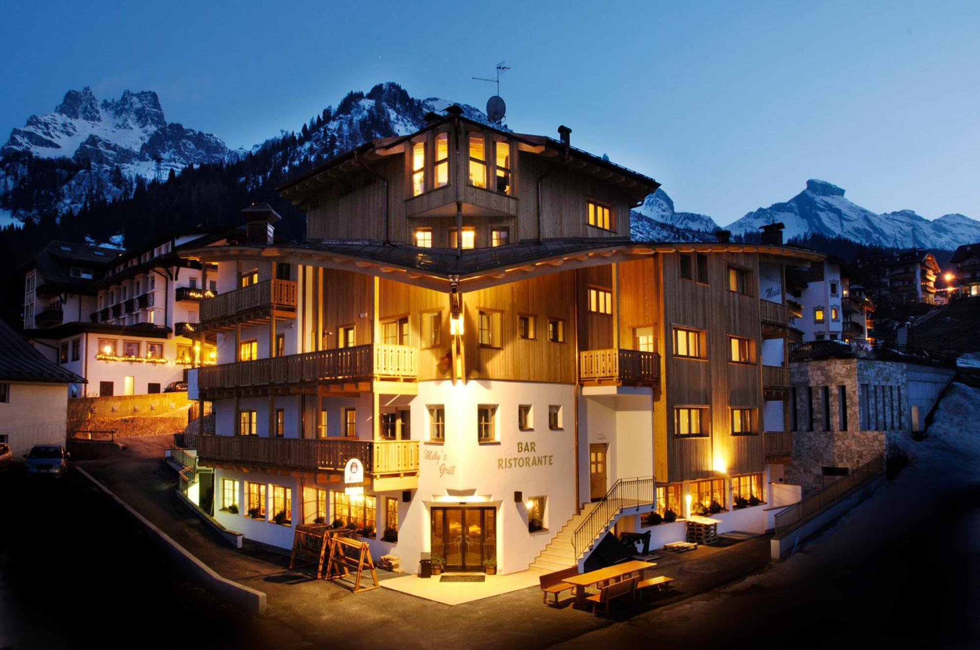 Hotel Mesdi Arabba Esterno foto